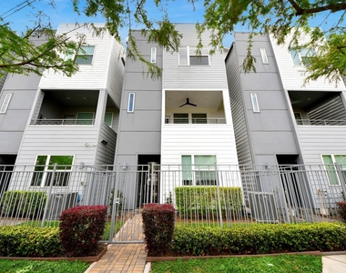 1721 Eado Point Lane - Photo Thumbnail 37