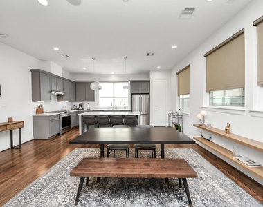 1721 Eado Point Lane - Photo Thumbnail 12