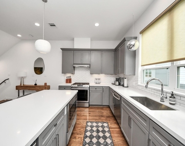 1721 Eado Point Lane - Photo Thumbnail 15