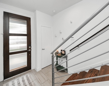 1721 Eado Point Lane - Photo Thumbnail 6