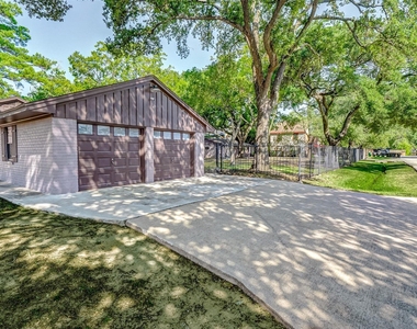 9218 Hammerly Boulevard - Photo Thumbnail 5