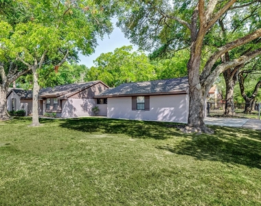 9218 Hammerly Boulevard - Photo Thumbnail 4