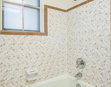 9218 Hammerly Boulevard - Photo Thumbnail 22