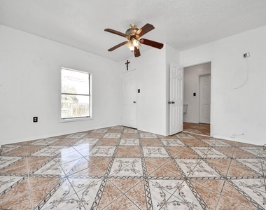 602 Massey Tompkins Road - Photo Thumbnail 7