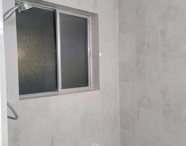 2101 Fountain View Drive - Photo Thumbnail 13
