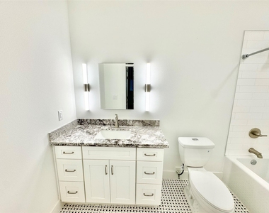 2102 Mechanic Street - Photo Thumbnail 7