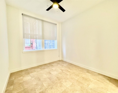 2102 Mechanic Street - Photo Thumbnail 4