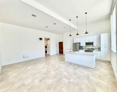 2102 Mechanic Street - Photo Thumbnail 2