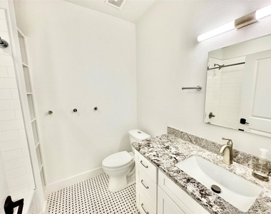 2102 Mechanic Street - Photo Thumbnail 11