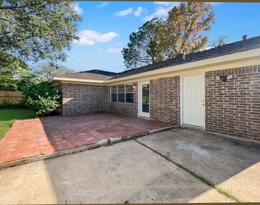 9206 Sharpview Drive - Photo Thumbnail 24