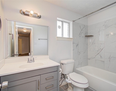 2702 Fir Crest Court - Photo Thumbnail 19