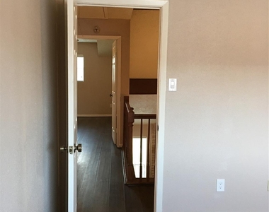 3010 Bee Cave Drive - Photo Thumbnail 11