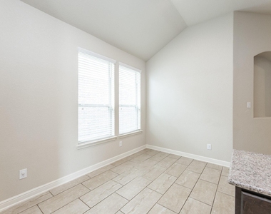 23818 Hawthorn Dale Court - Photo Thumbnail 7