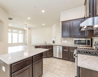 23818 Hawthorn Dale Court - Photo Thumbnail 3