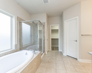 23818 Hawthorn Dale Court - Photo Thumbnail 8