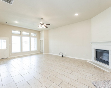 23818 Hawthorn Dale Court - Photo Thumbnail 21