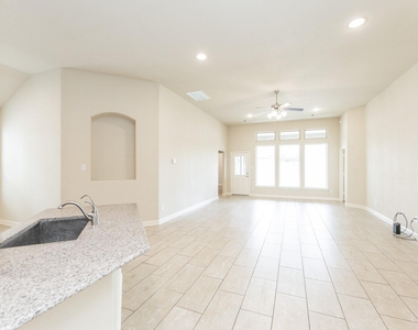 23818 Hawthorn Dale Court - Photo Thumbnail 17