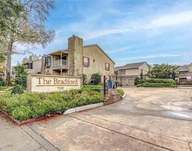 7350 Kirby Drive - Photo Thumbnail 16
