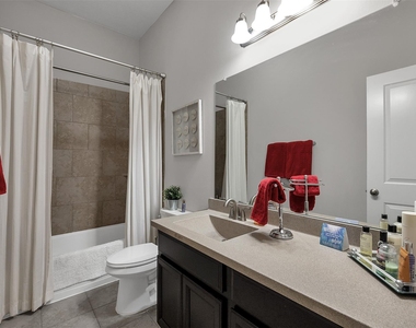 31507 Reston Cliff Court - Photo Thumbnail 18