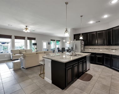 31507 Reston Cliff Court - Photo Thumbnail 4