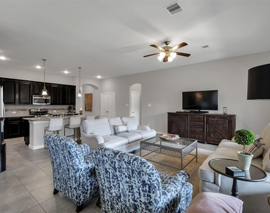 31507 Reston Cliff Court - Photo Thumbnail 6