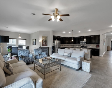 31507 Reston Cliff Court - Photo Thumbnail 7