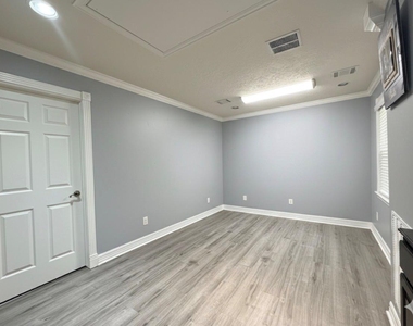 9770 Tappenbeck Drive - Photo Thumbnail 5