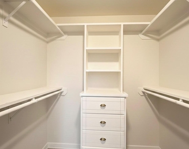 9770 Tappenbeck Drive - Photo Thumbnail 12