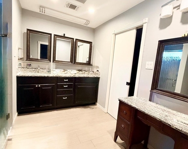 9770 Tappenbeck Drive - Photo Thumbnail 9