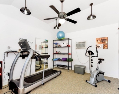 9770 Tappenbeck Drive - Photo Thumbnail 17