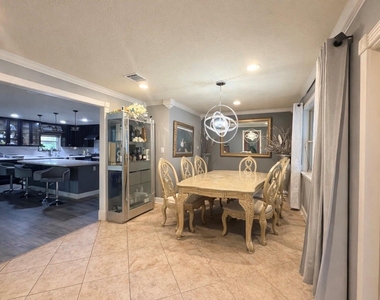 9770 Tappenbeck Drive - Photo Thumbnail 3