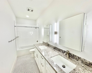 2102 Mechanic Street - Photo Thumbnail 6