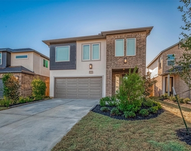 22111 Ingham Bluff Lane - Photo Thumbnail 2
