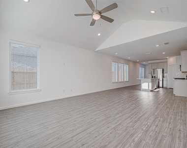 22111 Ingham Bluff Lane - Photo Thumbnail 16