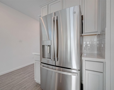 22111 Ingham Bluff Lane - Photo Thumbnail 11