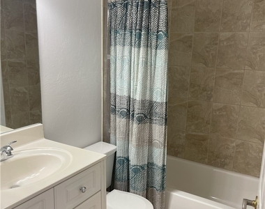 9758 Country Oaks Drive - Photo Thumbnail 11