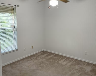 9758 Country Oaks Drive - Photo Thumbnail 7