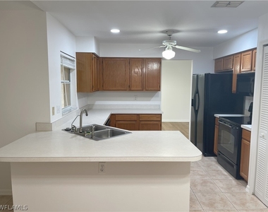 9758 Country Oaks Drive - Photo Thumbnail 3
