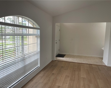 9758 Country Oaks Drive - Photo Thumbnail 16