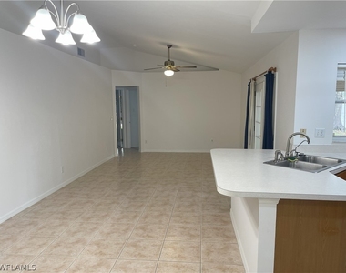 9758 Country Oaks Drive - Photo Thumbnail 4