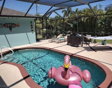 2705 Sw 11th Place - Photo Thumbnail 18