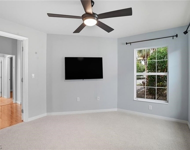 2427 Woodbourne Place - Photo Thumbnail 17