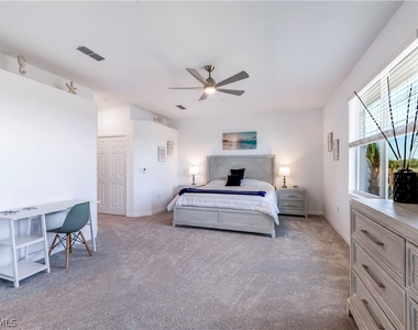 43285 Water Bird Way - Photo Thumbnail 14