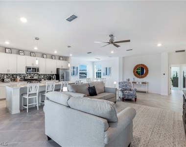 43285 Water Bird Way - Photo Thumbnail 13