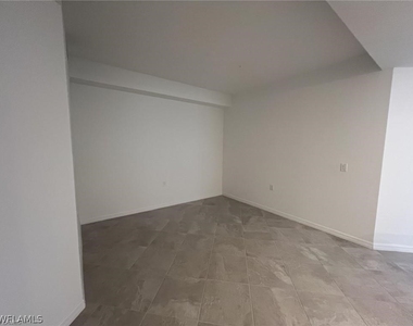 5651 Double Eagle Circle - Photo Thumbnail 3