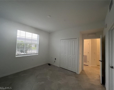 5651 Double Eagle Circle - Photo Thumbnail 10
