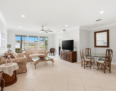 5963 Sand Wedge Lane - Photo Thumbnail 2