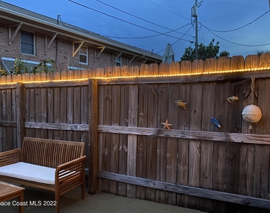 917 Jamestown Avenue - Photo Thumbnail 15