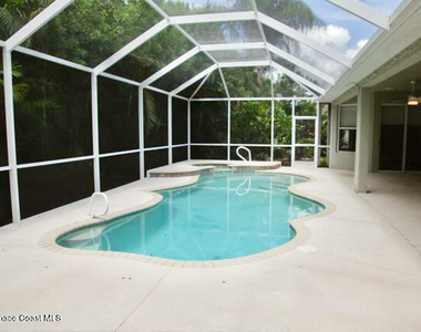 915 Starling Way - Photo Thumbnail 21