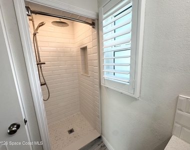 249 Palm Lane - Photo Thumbnail 16